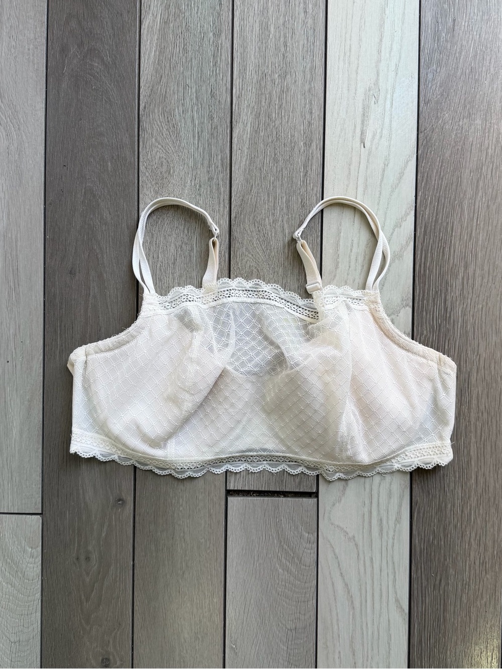 Cacique Cream Lace Bralette with Diamond Mesh